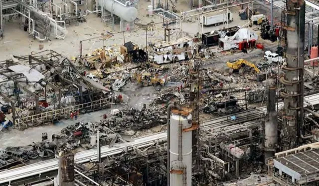 Refinery wreckage after the Texas City explosion
